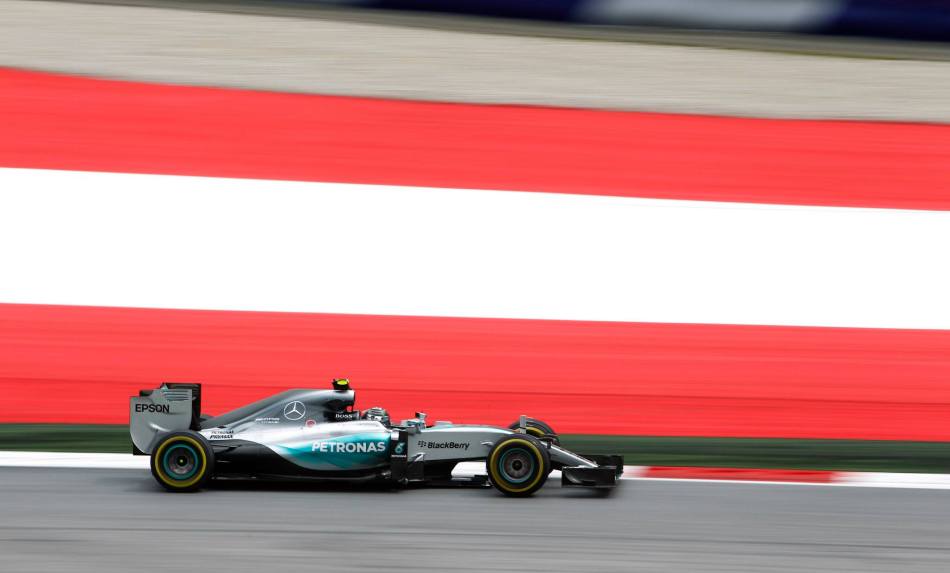 Nico Rosberg fend la bise autrichienne !