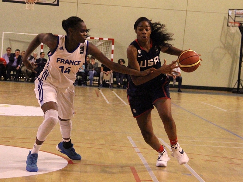 cultureSPORT France - Etats-Unis U17 basket féminin Charli Collier et Naomi Mbandu
