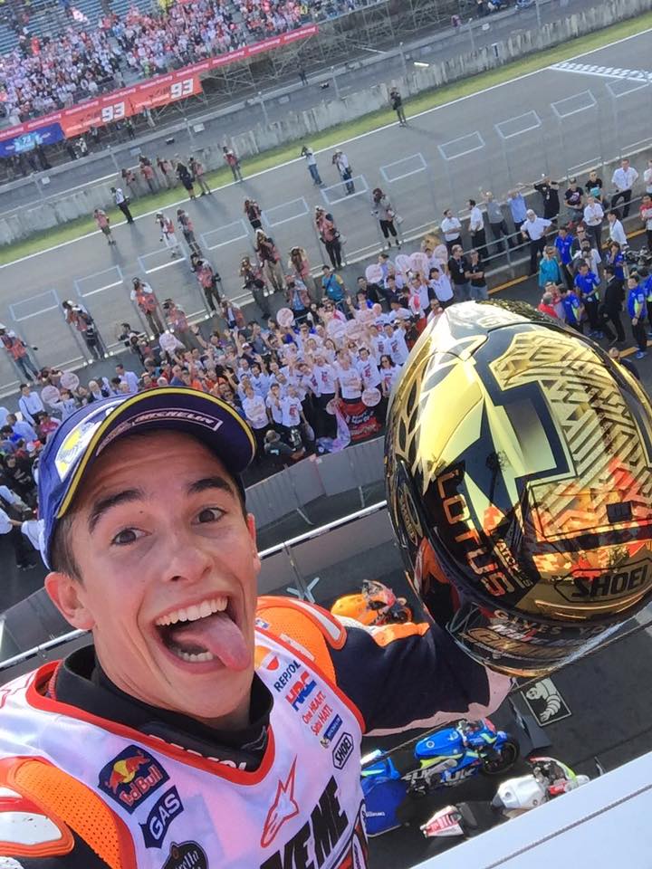 Marc Márquez est devenu dimanche dernier quintuple champion du monde (toutes catégories confondues). À 23 ans seulement !