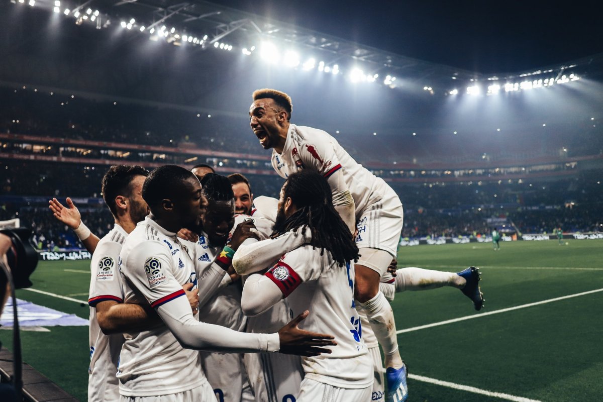 Coronavirus : La LFP espère pouvoir renouer avec la Ligue 1 le 17&nbsp;juin